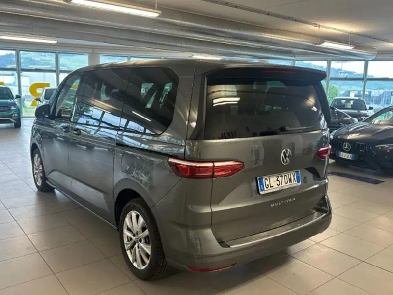 Volkswagen Multivan usata a Cuneo (5)