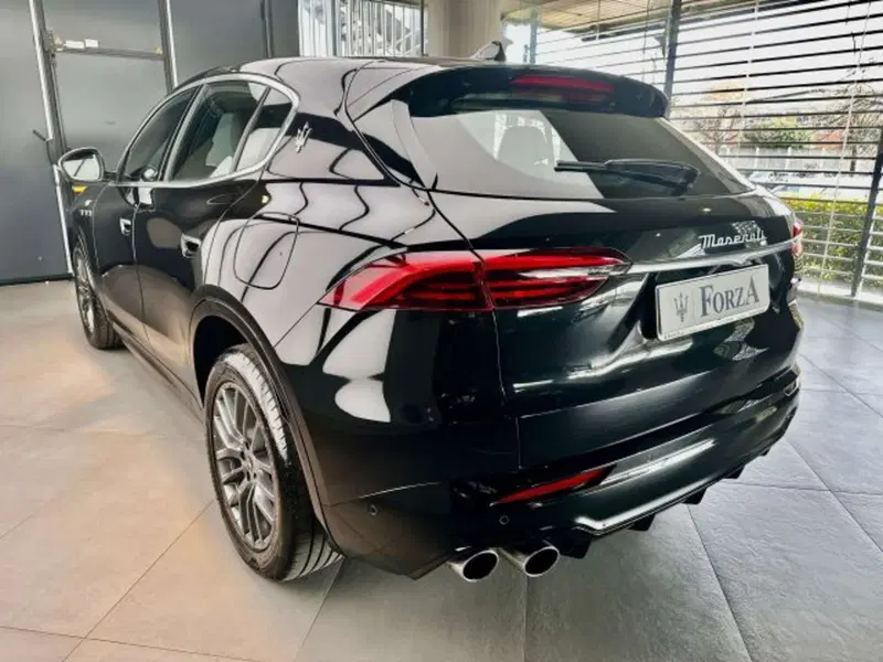 Maserati Grecale usata a Torino (8)