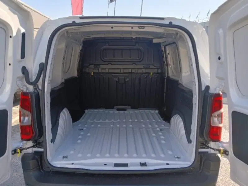 Citroen Berlingo Furgone nuova a Brescia (10)