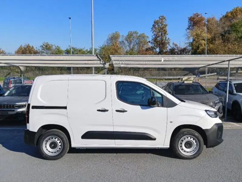 Citroen Berlingo Furgone nuova a Brescia (4)