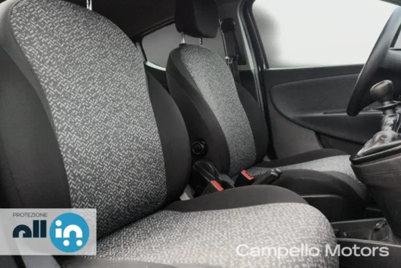 Lancia Ypsilon usata a Venezia (13)