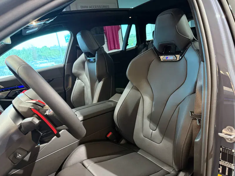 BMW Serie 5 Touring nuova a Ascoli Piceno (16)