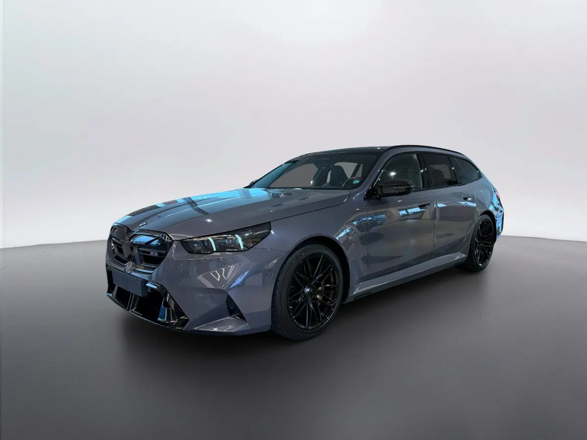 BMW Serie 5 Touring nuova a Ascoli Piceno (9)