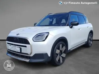 MINI Mini Countryman E Favoured del 2024 usata a Verona
