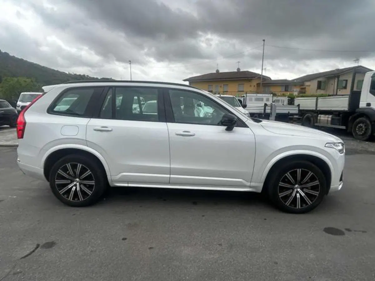 Volvo XC90 usata a Lucca (3)
