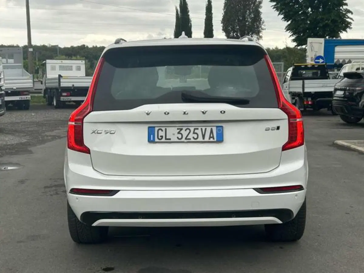 Volvo XC90 usata a Lucca (5)