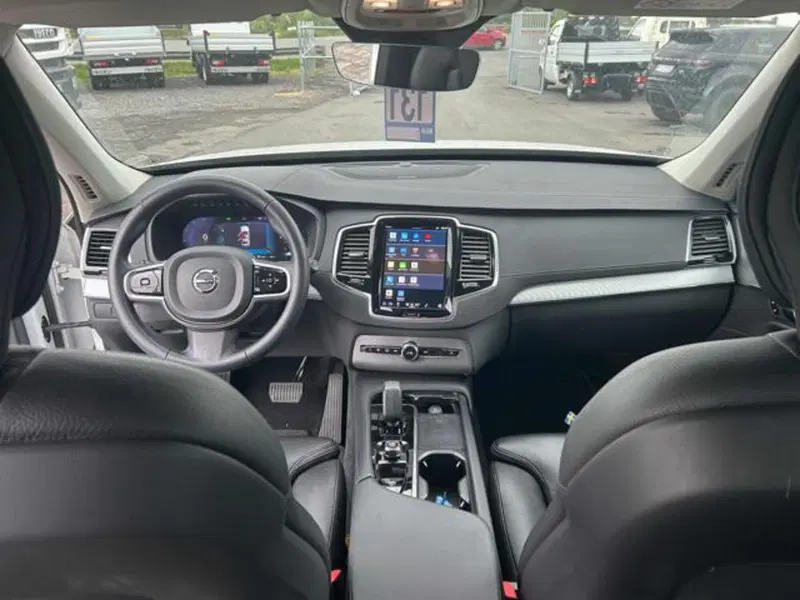 Volvo XC90 usata a Lucca (9)
