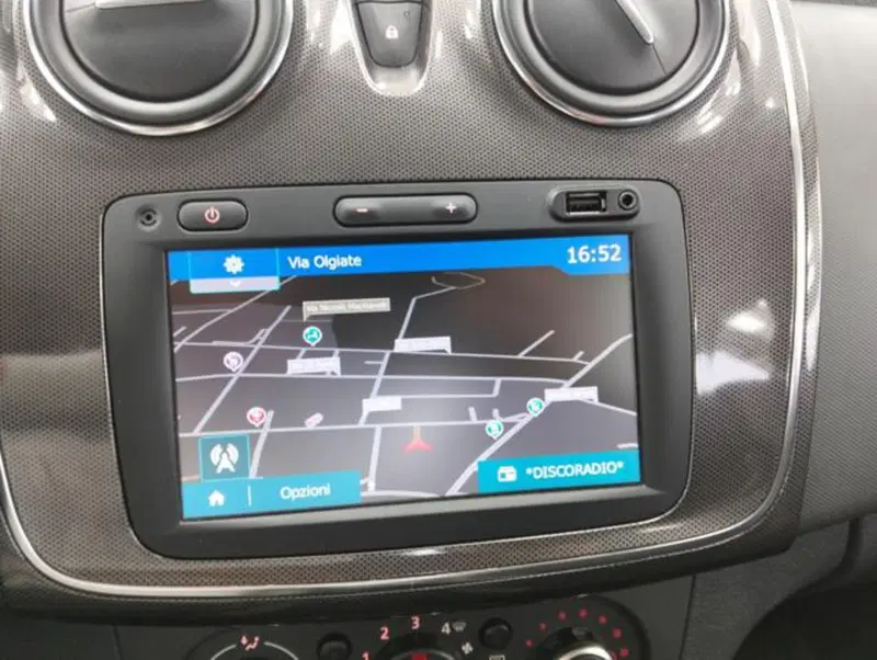 Dacia Sandero usata a Como (13)
