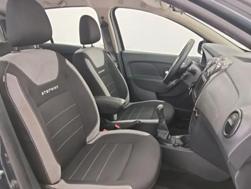 Dacia Sandero usata a Como (3)