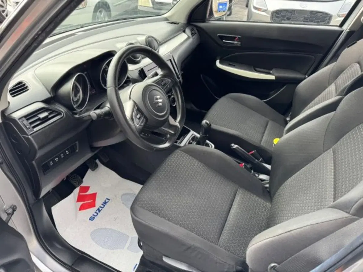 Suzuki Swift usata a Macerata (9)