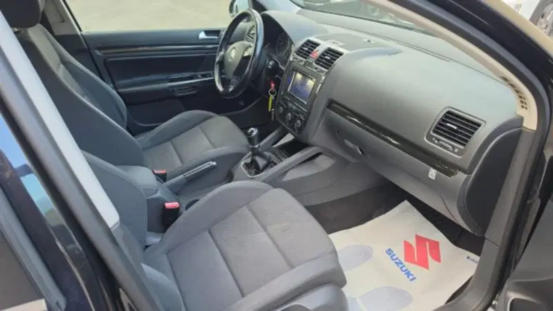 Volkswagen Golf usata a Macerata (7)