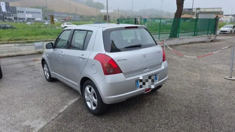 Suzuki Swift usata a Macerata (5)