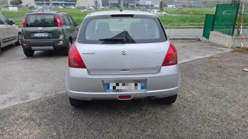 Suzuki Swift usata a Macerata (6)
