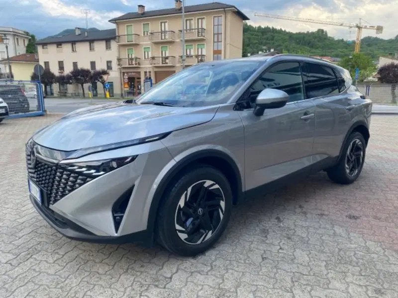 Nissan Qashqai usata a Cuneo (2)