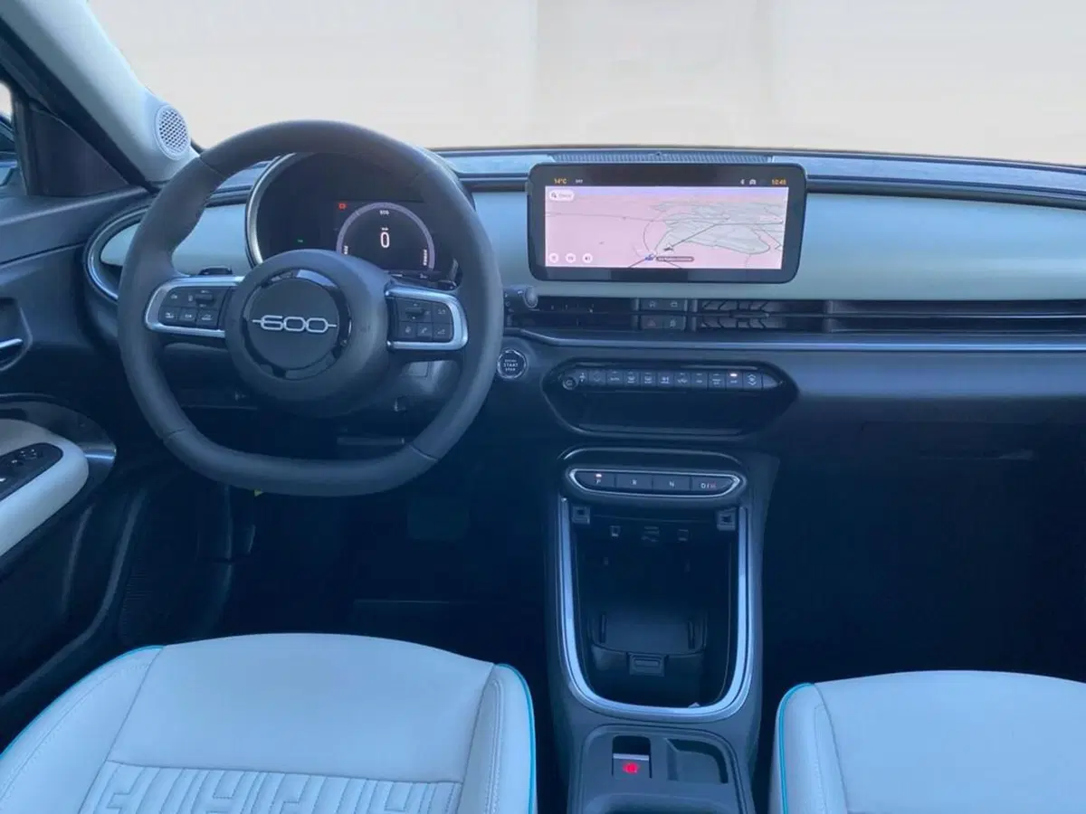 Fiat 600 nuova a Torino (6)