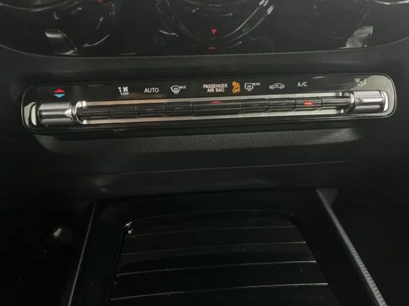 Mercedes-Benz GLA SUV usata a Verona (13)