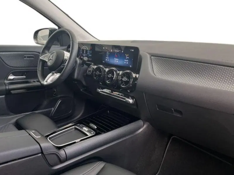 Mercedes-Benz GLA SUV usata a Verona (16)