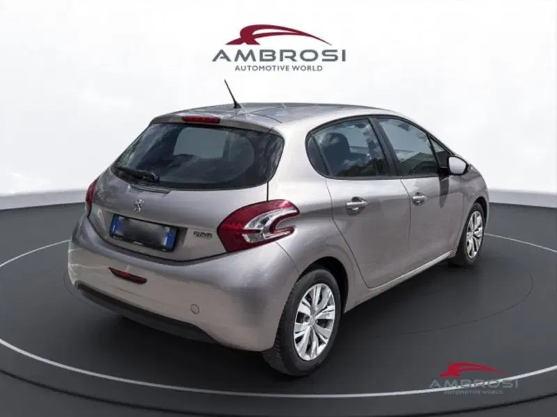 Peugeot 208 usata a Perugia (3)