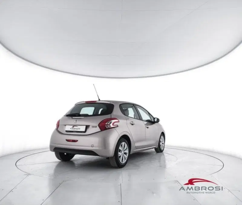Peugeot 208 usata a Perugia (3)