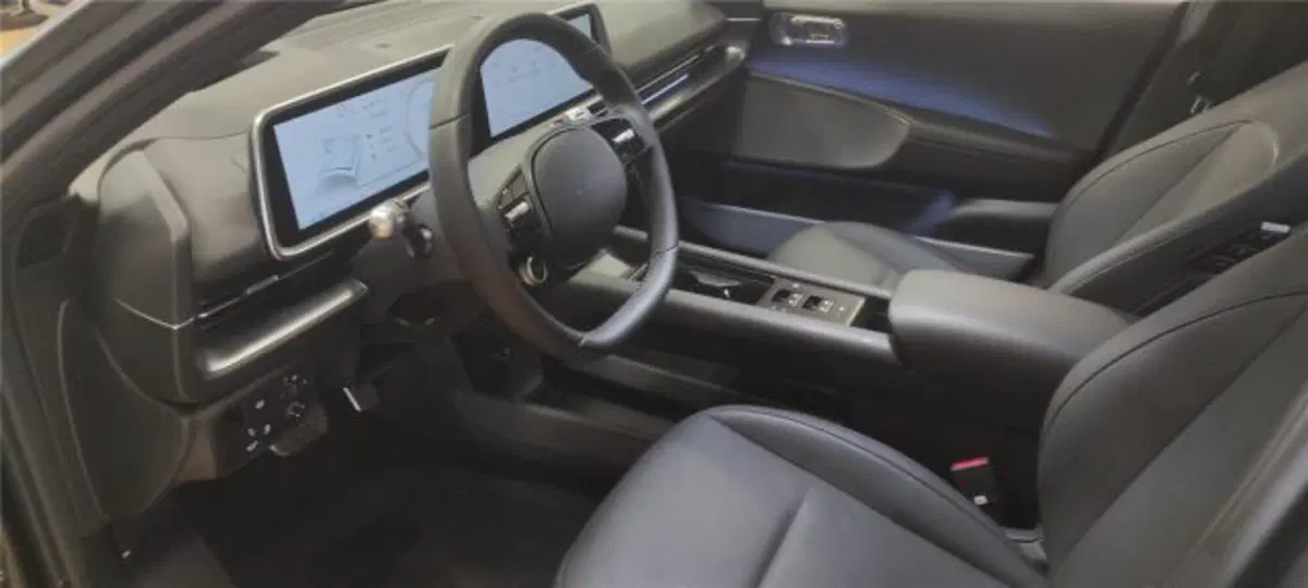 Hyundai Ioniq 5 nuova a Bari (6)