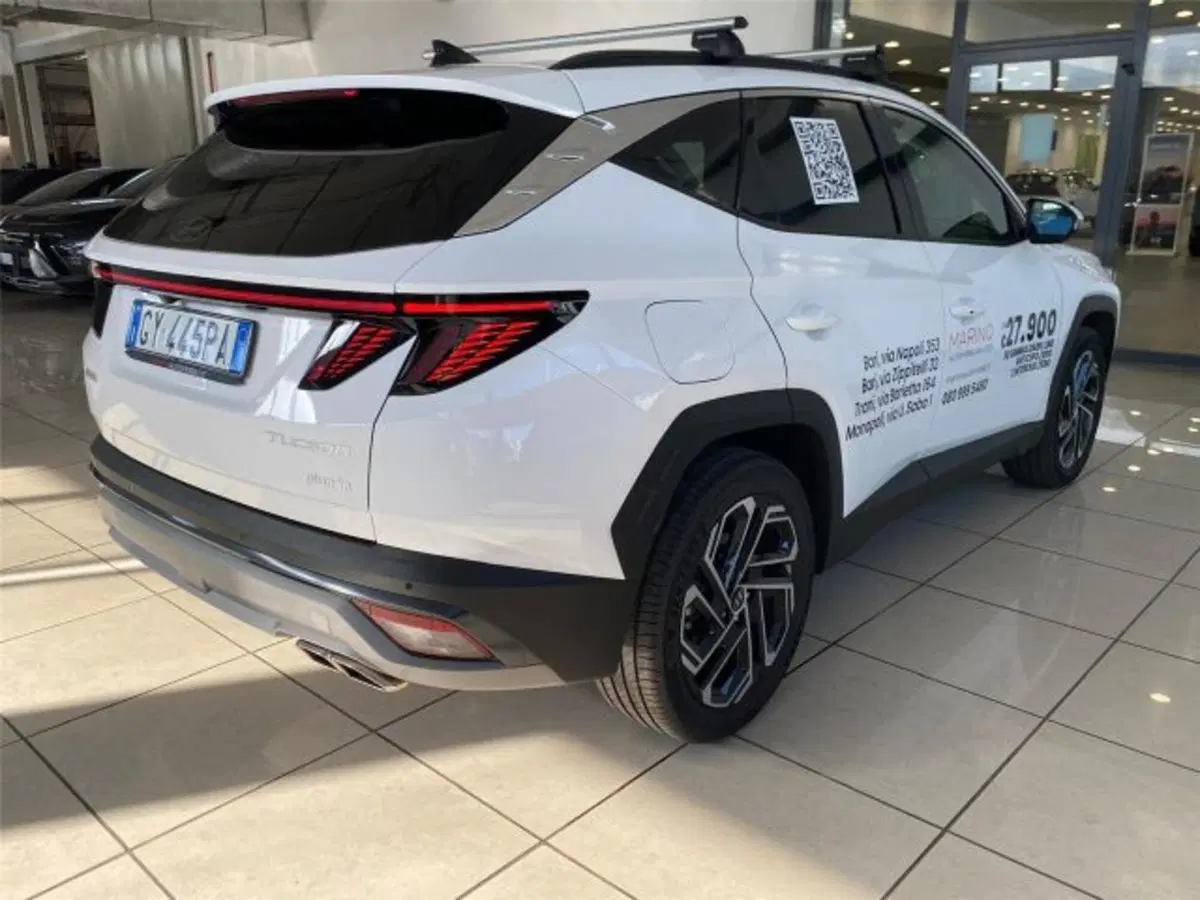 Hyundai Tucson usata a Bari (4)