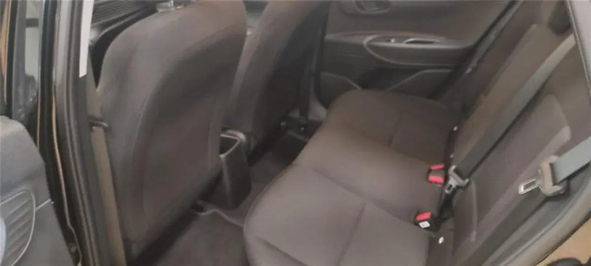 Hyundai i20 nuova a Bari (10)