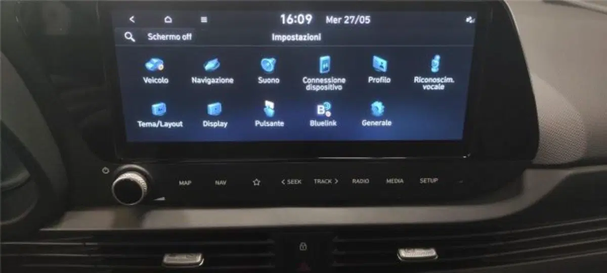 Hyundai i20 nuova a Bari (14)