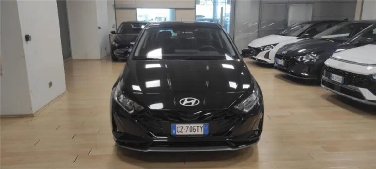 Hyundai i20 nuova a Bari (2)