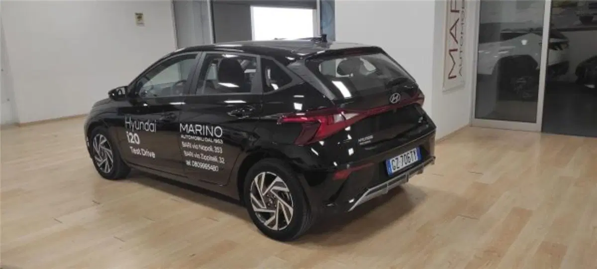 Hyundai i20 nuova a Bari (5)