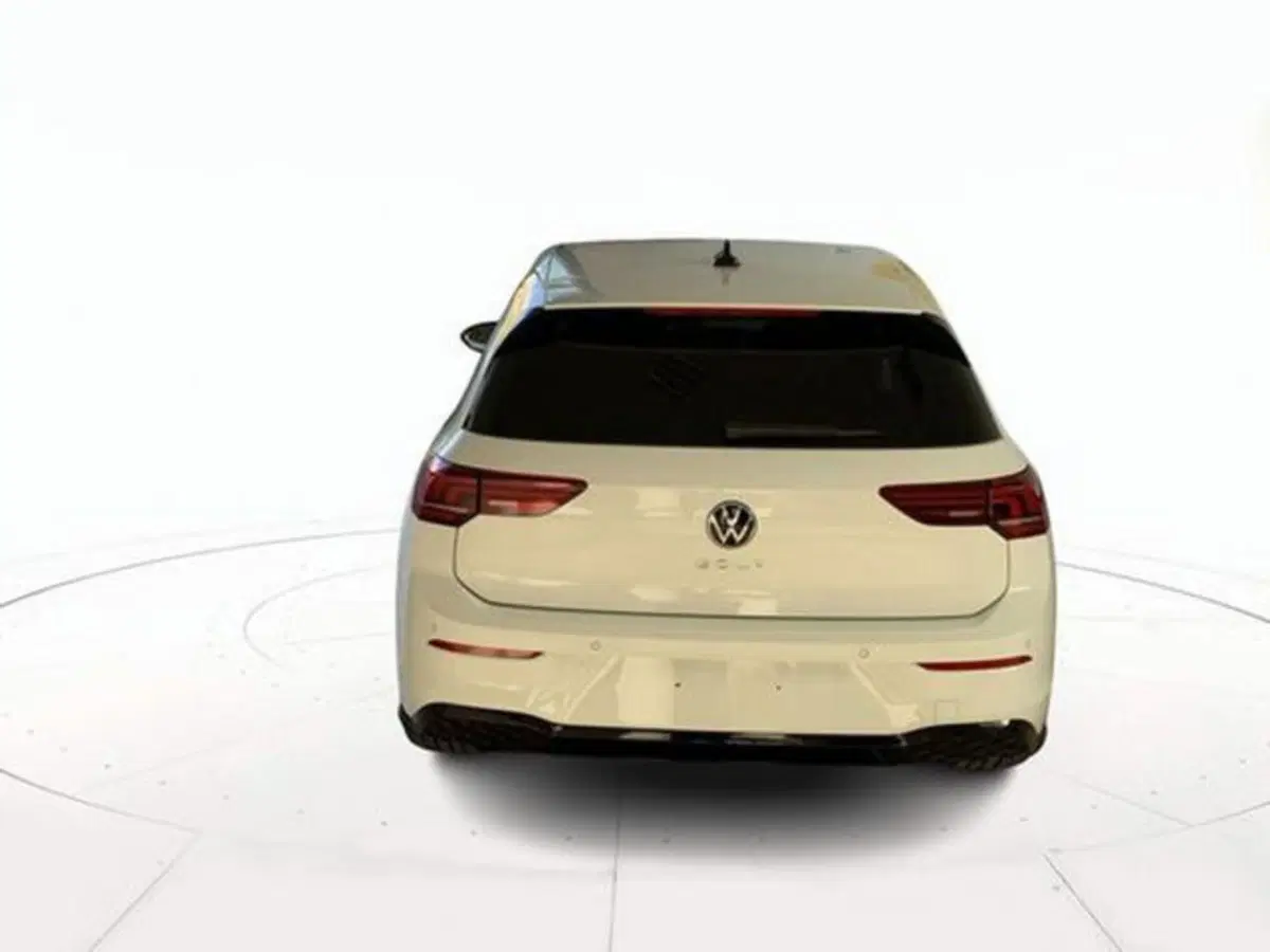 Volkswagen Golf nuova a Vicenza (5)