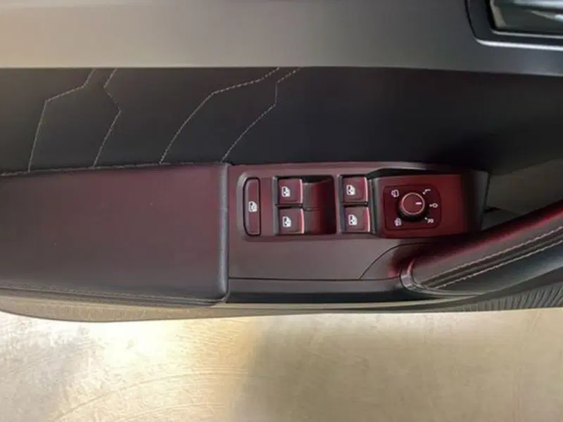 Cupra Formentor usata a Vicenza (15)