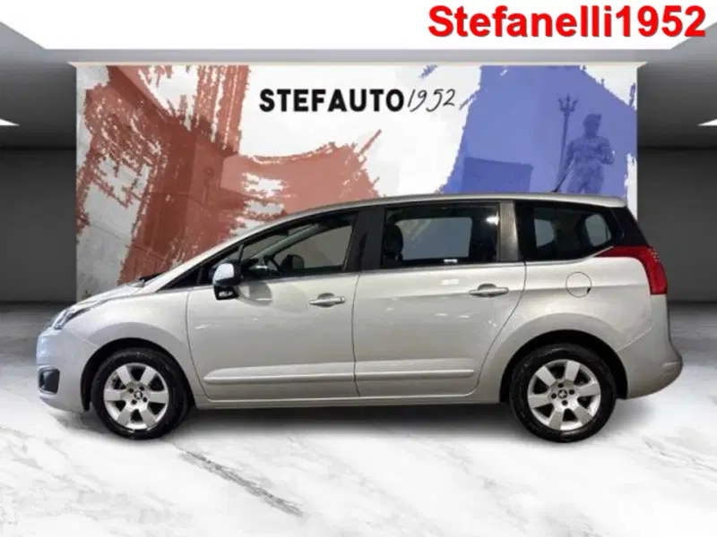Peugeot 5008 usata a Bologna (4)