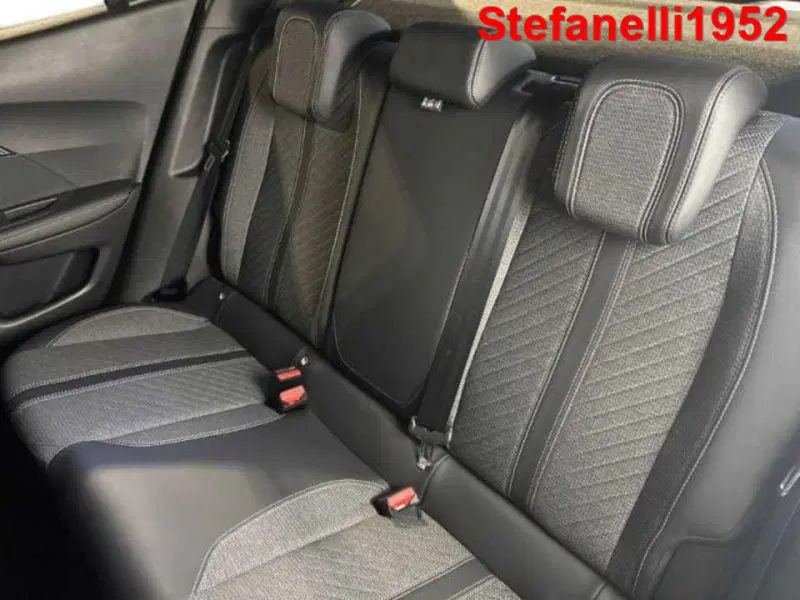 Peugeot 2008 usata a Bologna (9)