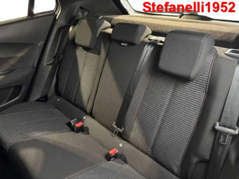 Peugeot 2008 nuova a Bologna (9)