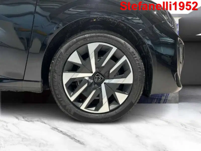 Peugeot 208 nuova a Bologna (8)