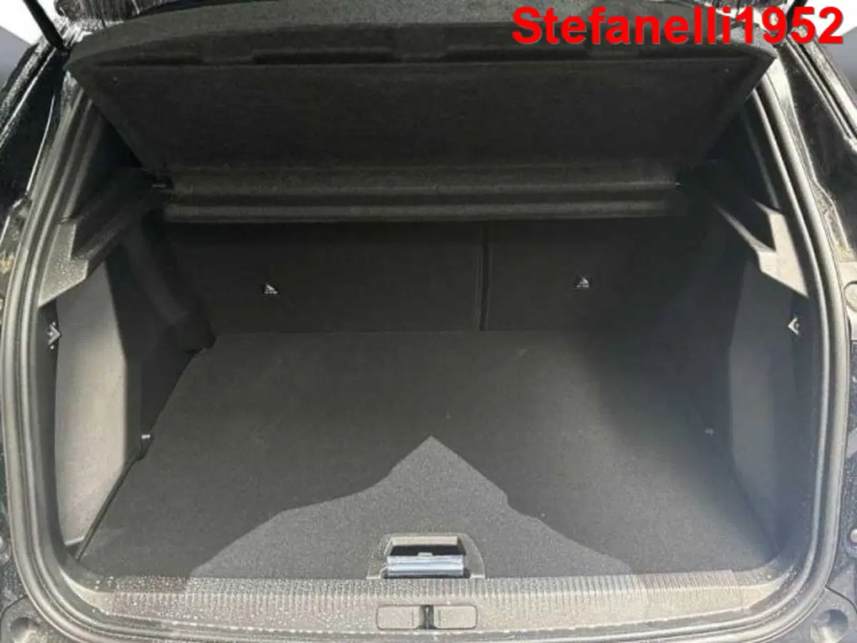 Peugeot 2008 nuova a Bologna (7)