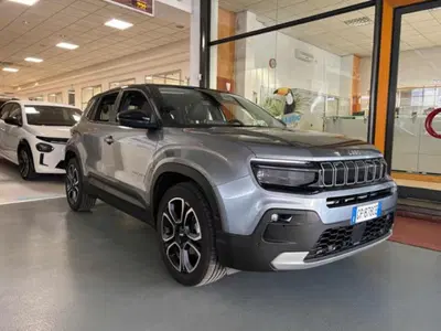 Jeep Avenger 1.2 turbo Summit fwd 100cv del 2023 usata a Vercelli