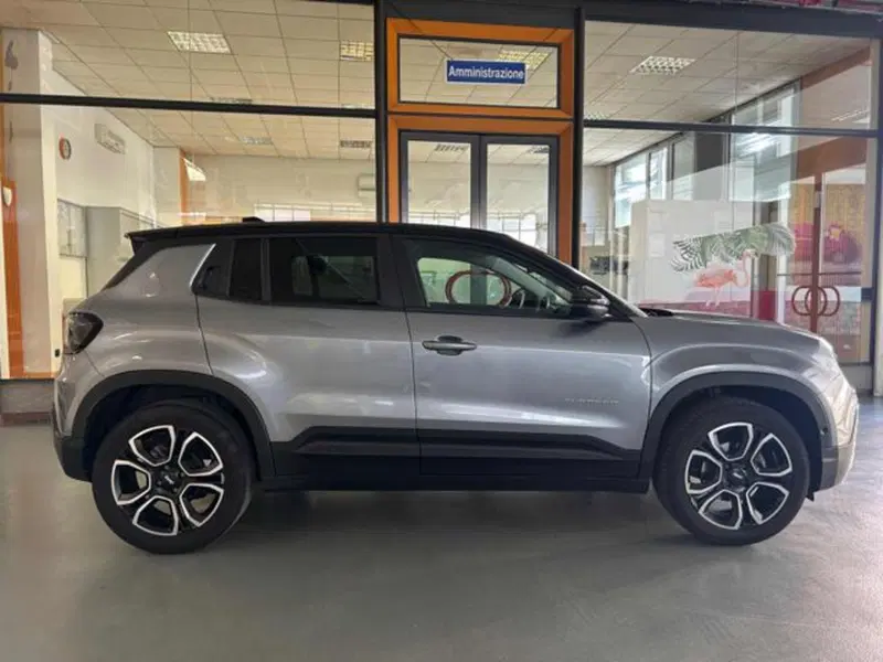 Jeep Avenger usata a Vercelli (5)