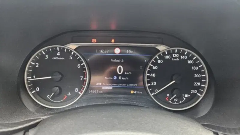 Nissan Juke usata a Lucca (13)