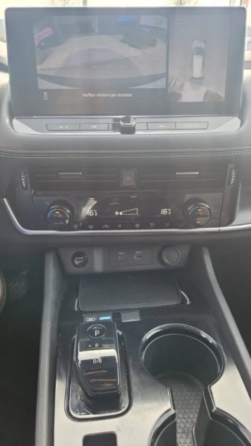 Nissan X-Trail usata a Lucca (10)
