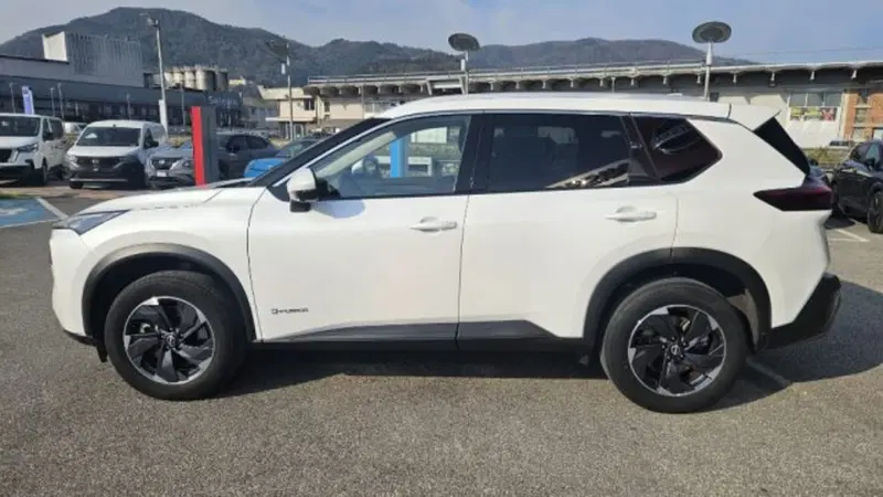 Nissan X-Trail usata a Lucca (6)