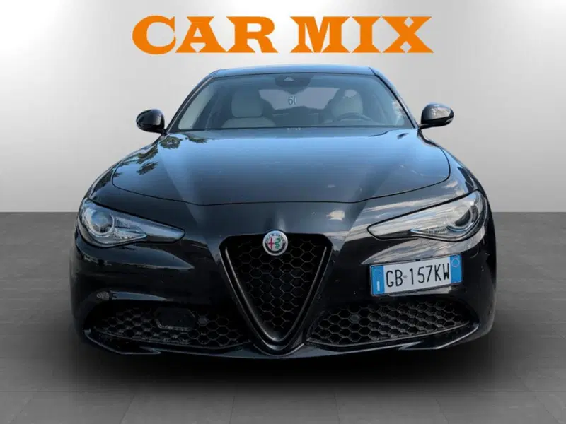 Alfa Romeo Giulia usata a Piacenza (2)
