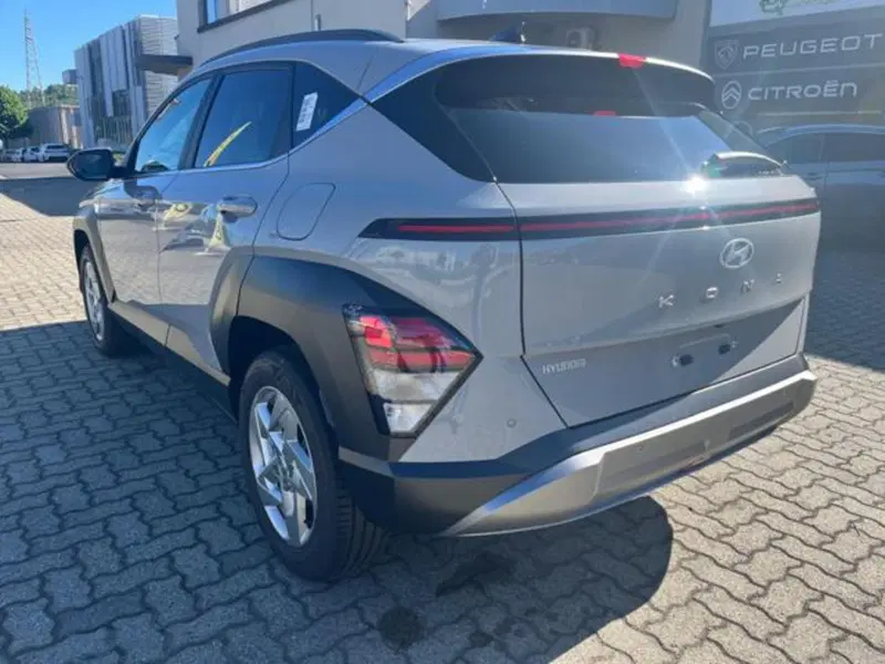 Hyundai Kona nuova a Savona (13)