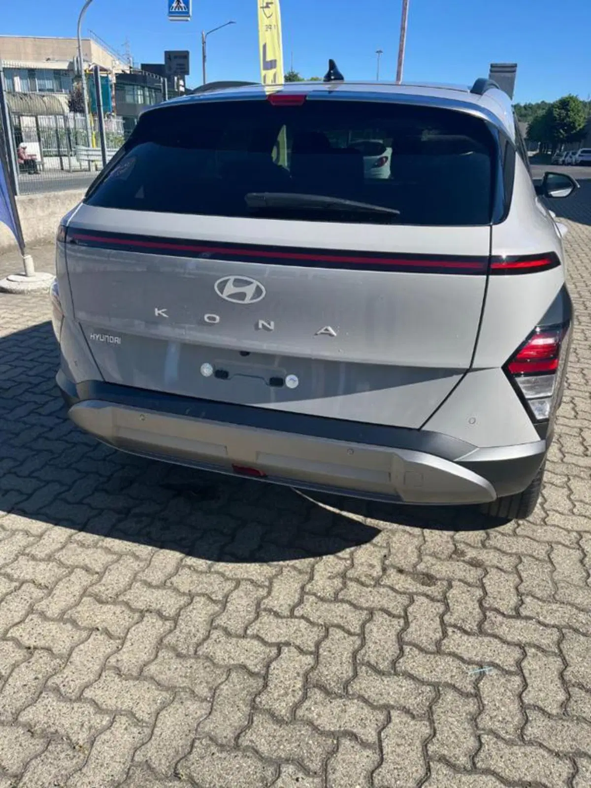 Hyundai Kona nuova a Savona (3)