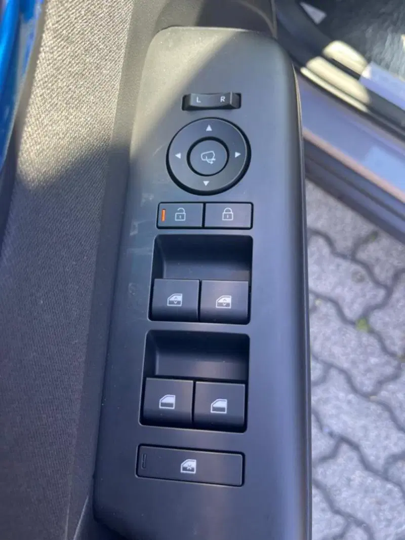 Hyundai Kona nuova a Savona (7)