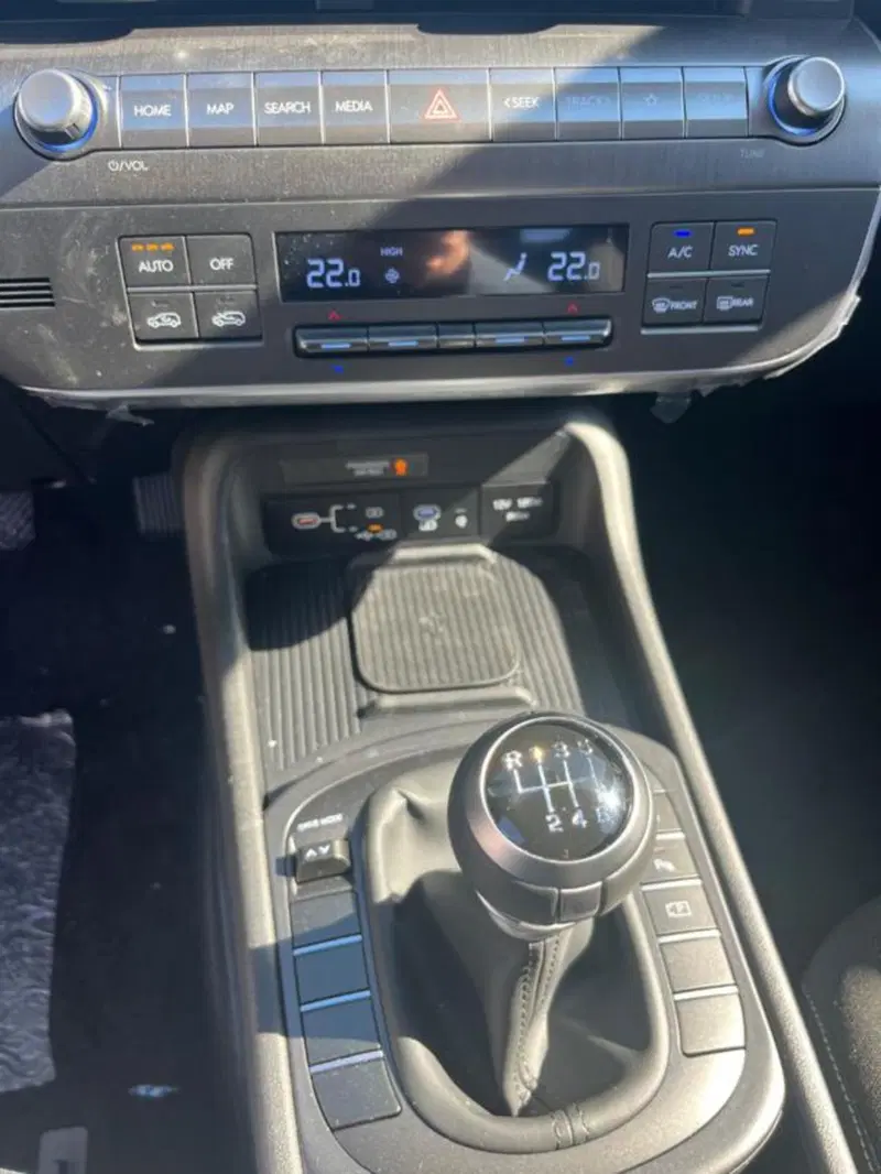 Hyundai Kona nuova a Savona (8)