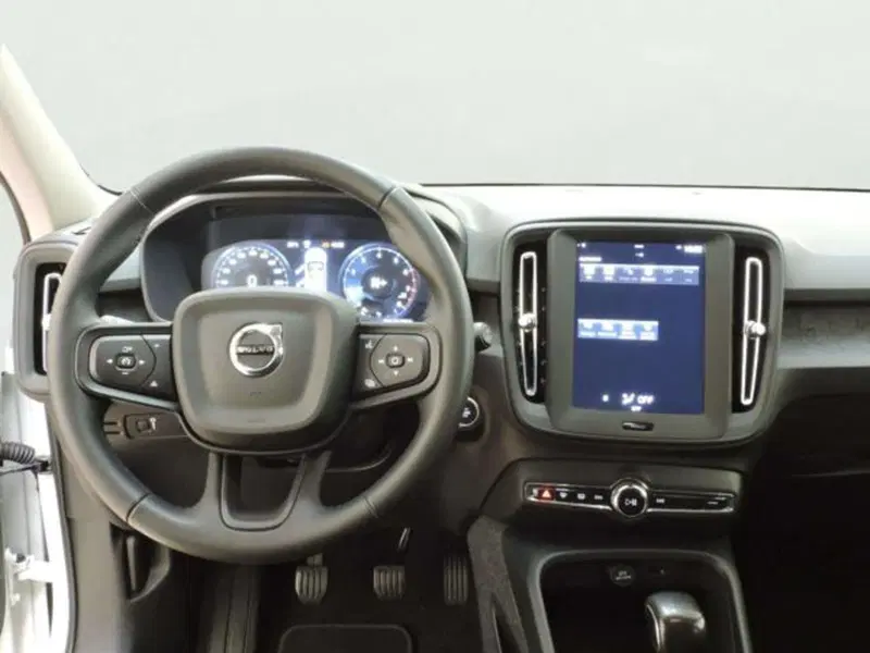 Volvo XC40 usata a Firenze (10)