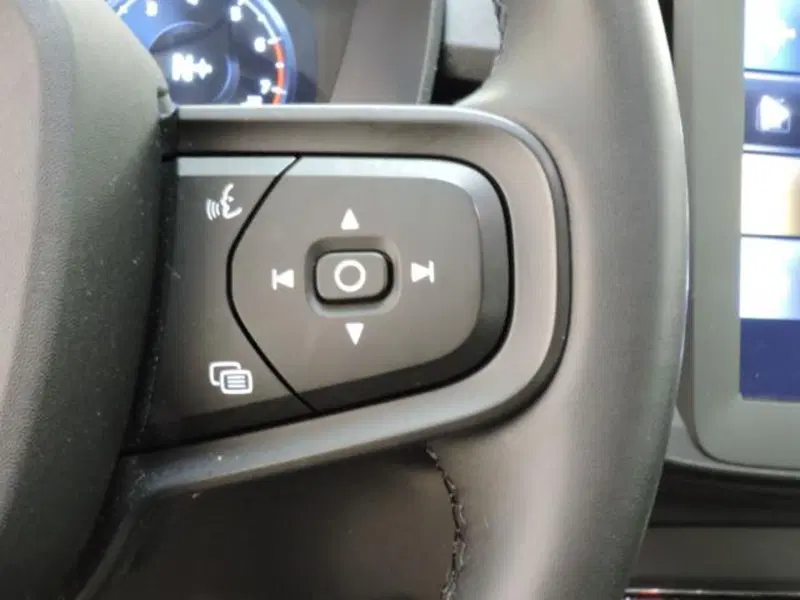 Volvo XC40 usata a Firenze (18)