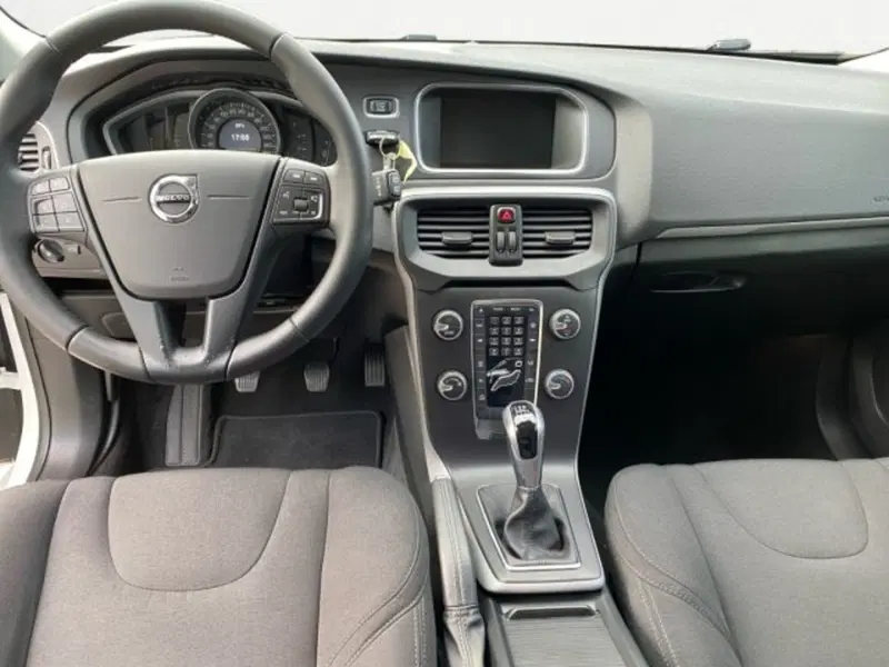 Volvo V40 usata a Udine (8)