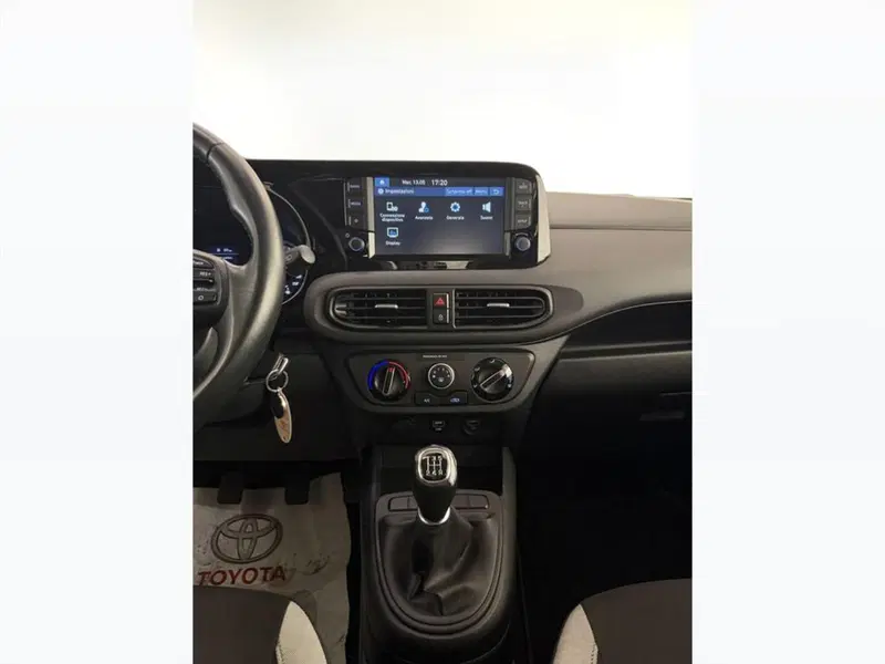 Hyundai i10 usata a Monza e Brianza (12)